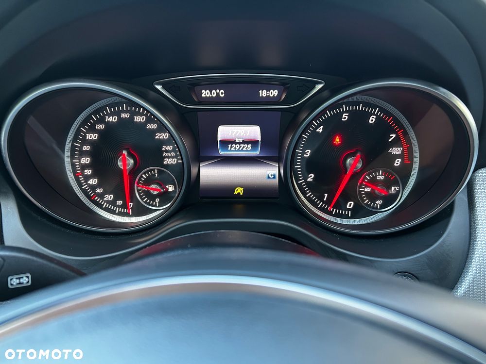 Mercedes-Benz CLA 200 - 8