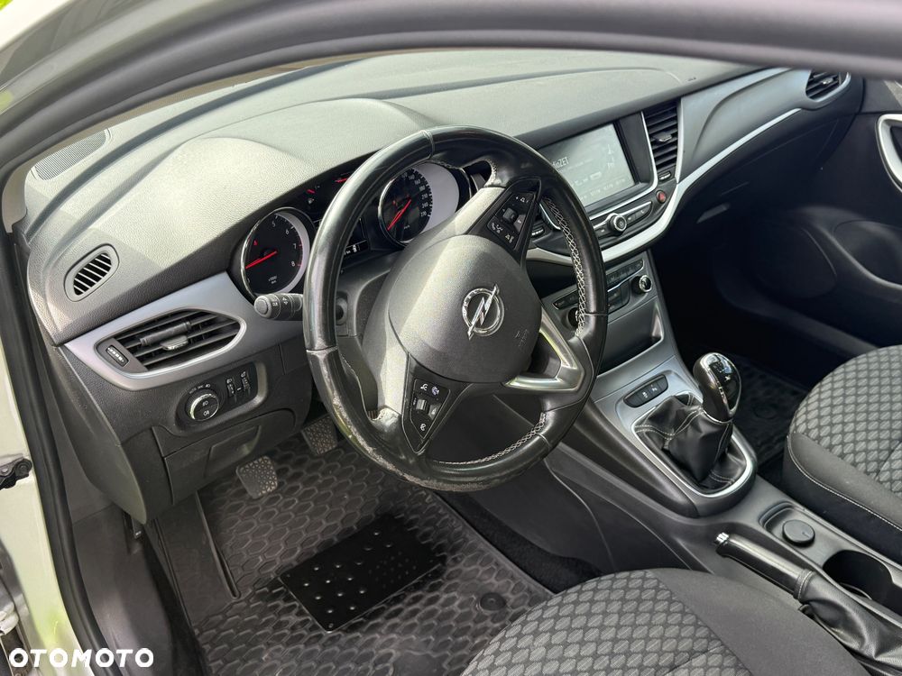 Opel Astra 1.4 Enjoy - 12