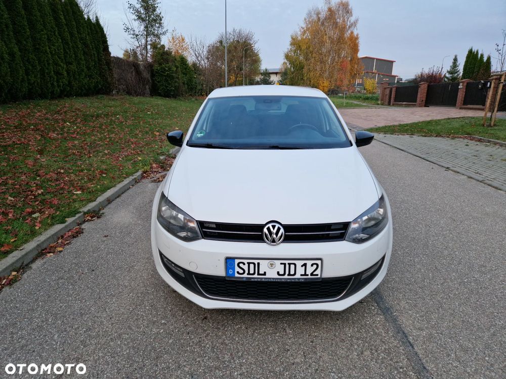 Volkswagen Polo 1.2 TSI MATCH - 38