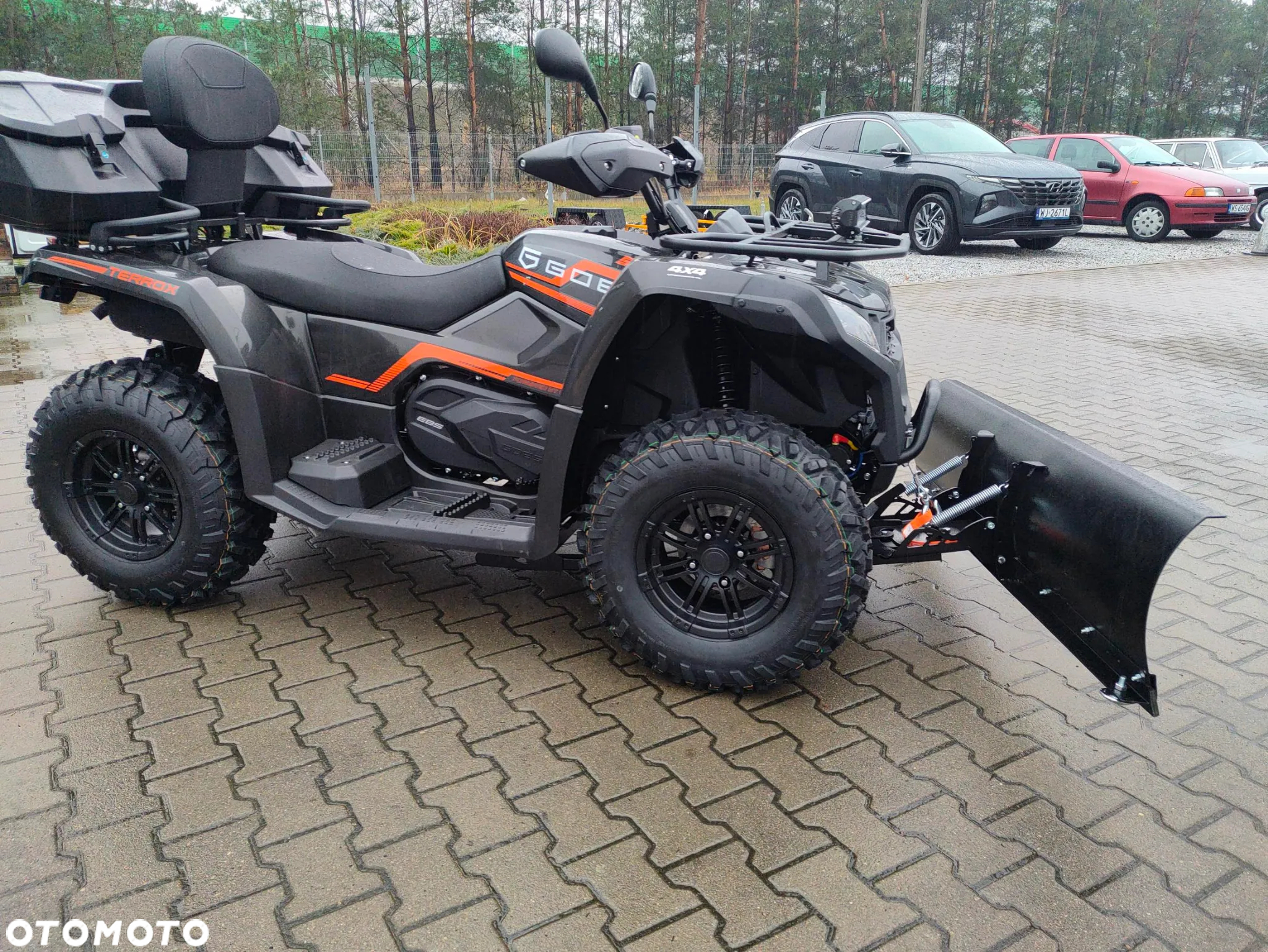 CFMoto CForce - 14