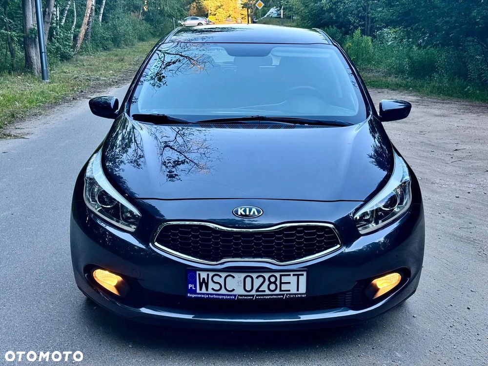 Kia Ceed 1.4 CVVT Attract - 8