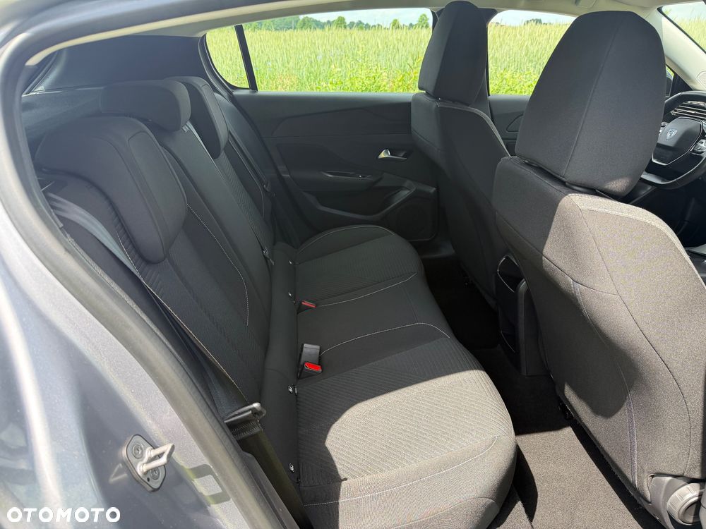 Peugeot 308 PureTech 130 GPF EAT8 Stop & Start Allure Business-Paket - 17