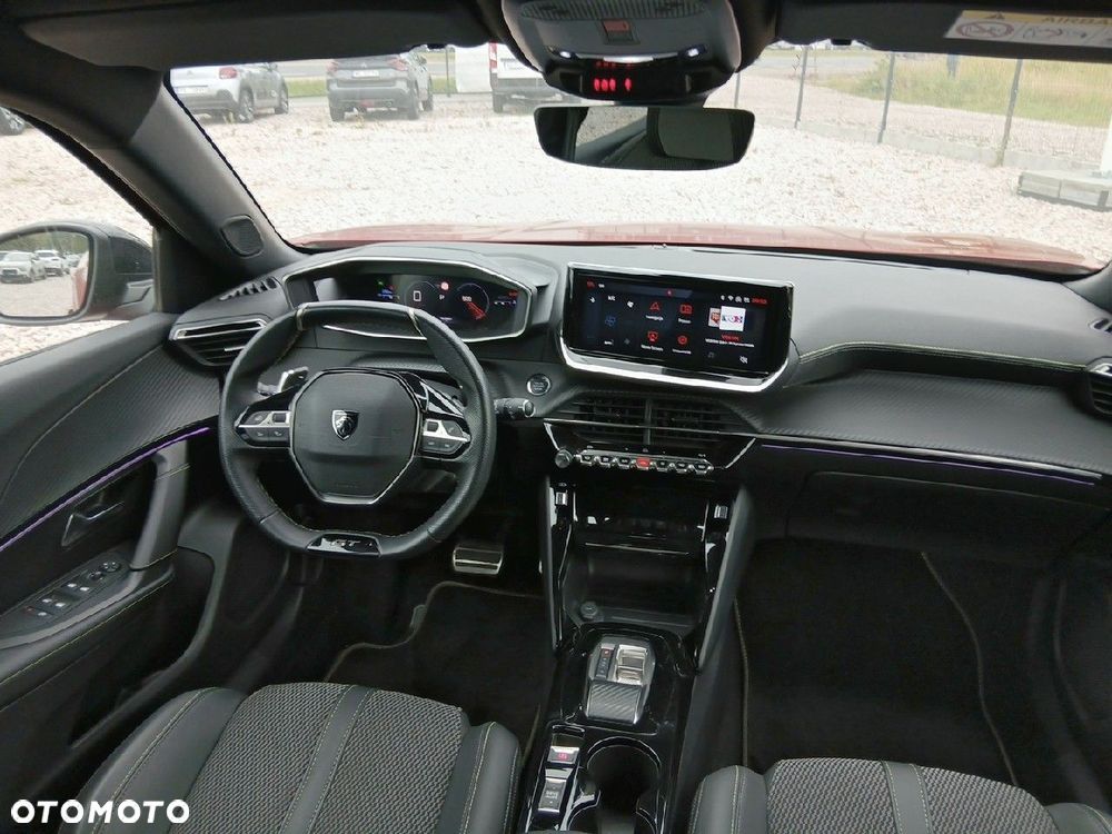 Peugeot 2008 1.2 PureTech GT S&S EAT8 - 8