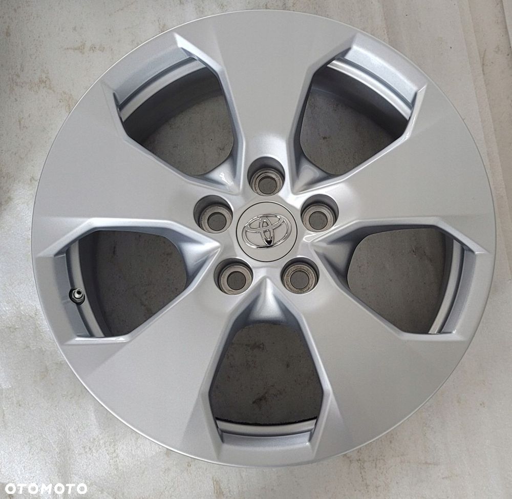 FELGI TOYOTA RAV4 V 2019- 7x17 ET35 5X114,3 - 6