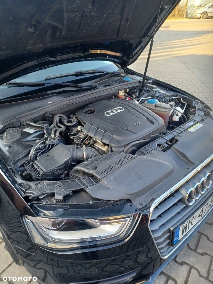 Audi A4 Avant 2.0 TDI DPF Ambiente - 12