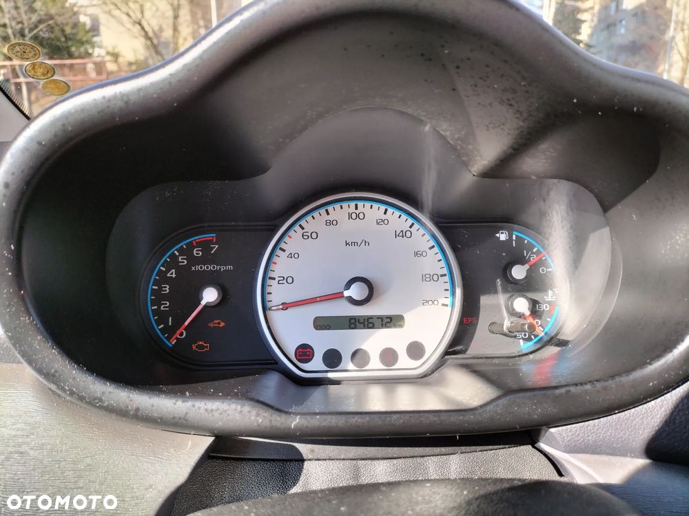 Hyundai i10 1.1 Base - 5