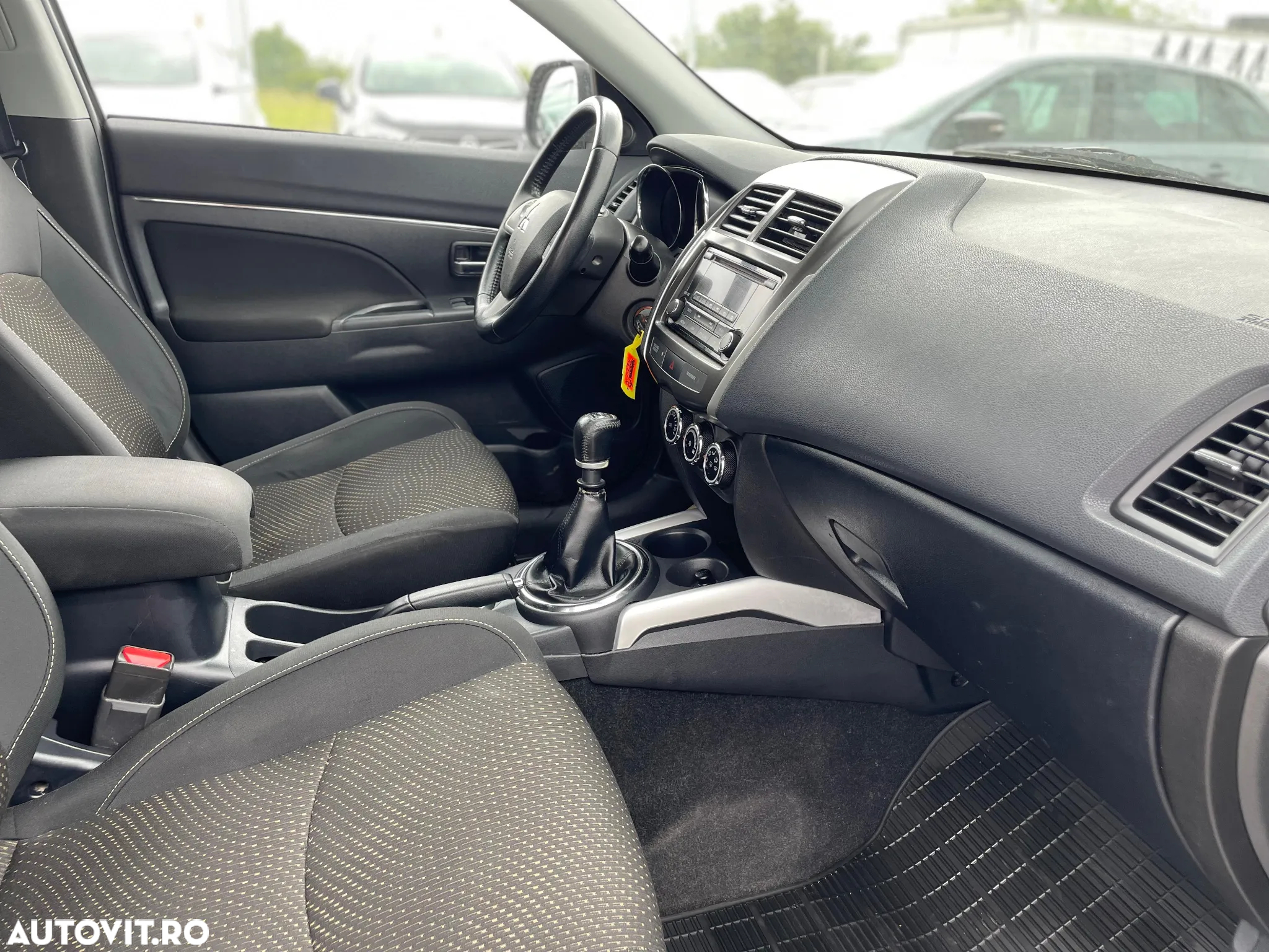 Mitsubishi ASX - 30