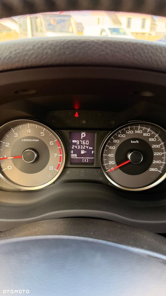 Subaru Forester 2.0XT Platinum Lineartronic - 17