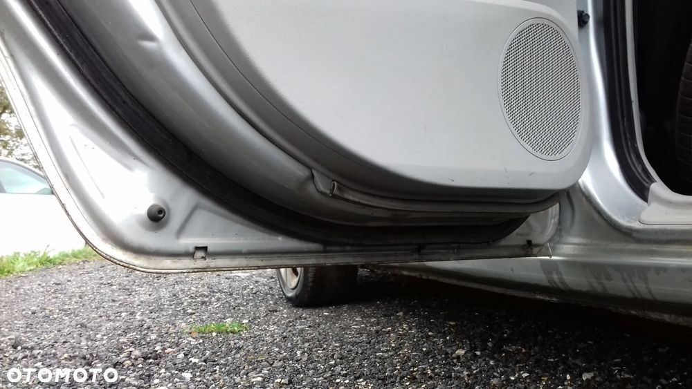 DRZWI LEWY TYŁ TYLNE KIA CEED I KOMBI 06- 9S - 3