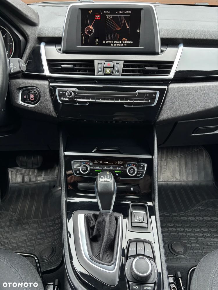 BMW Seria 2 218d Advantage - 21