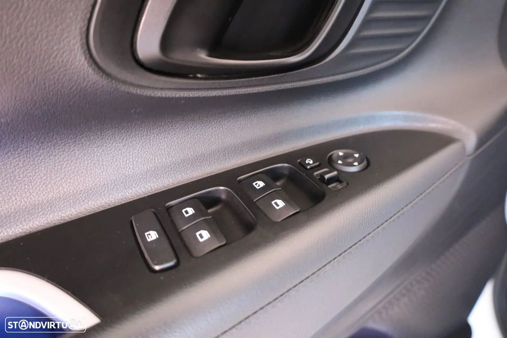 Hyundai Bayon 1.0 T-GDI Premium - 39