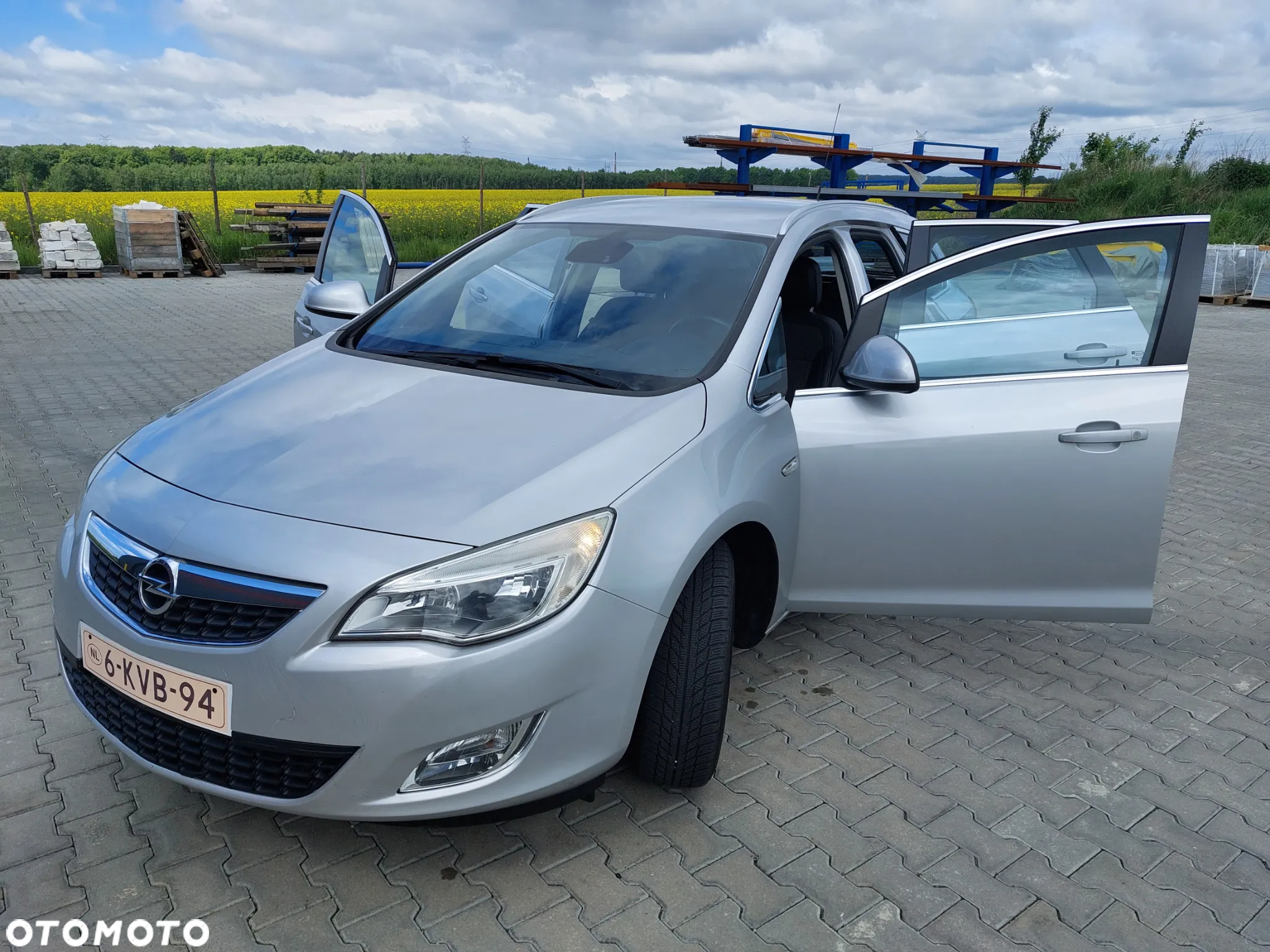 Opel Astra 1.4 Sports Tourer 150 Jahre - 34