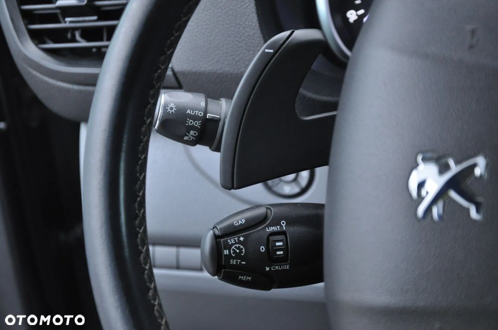 Peugeot EXPERT 2.0 HDI 177 KM AUTOMAT IZOTERMA KRAJOWY BEZWYPADKOWY I WŁAŚCICIEL Drzwi przesuwne z dwóch stron - 10