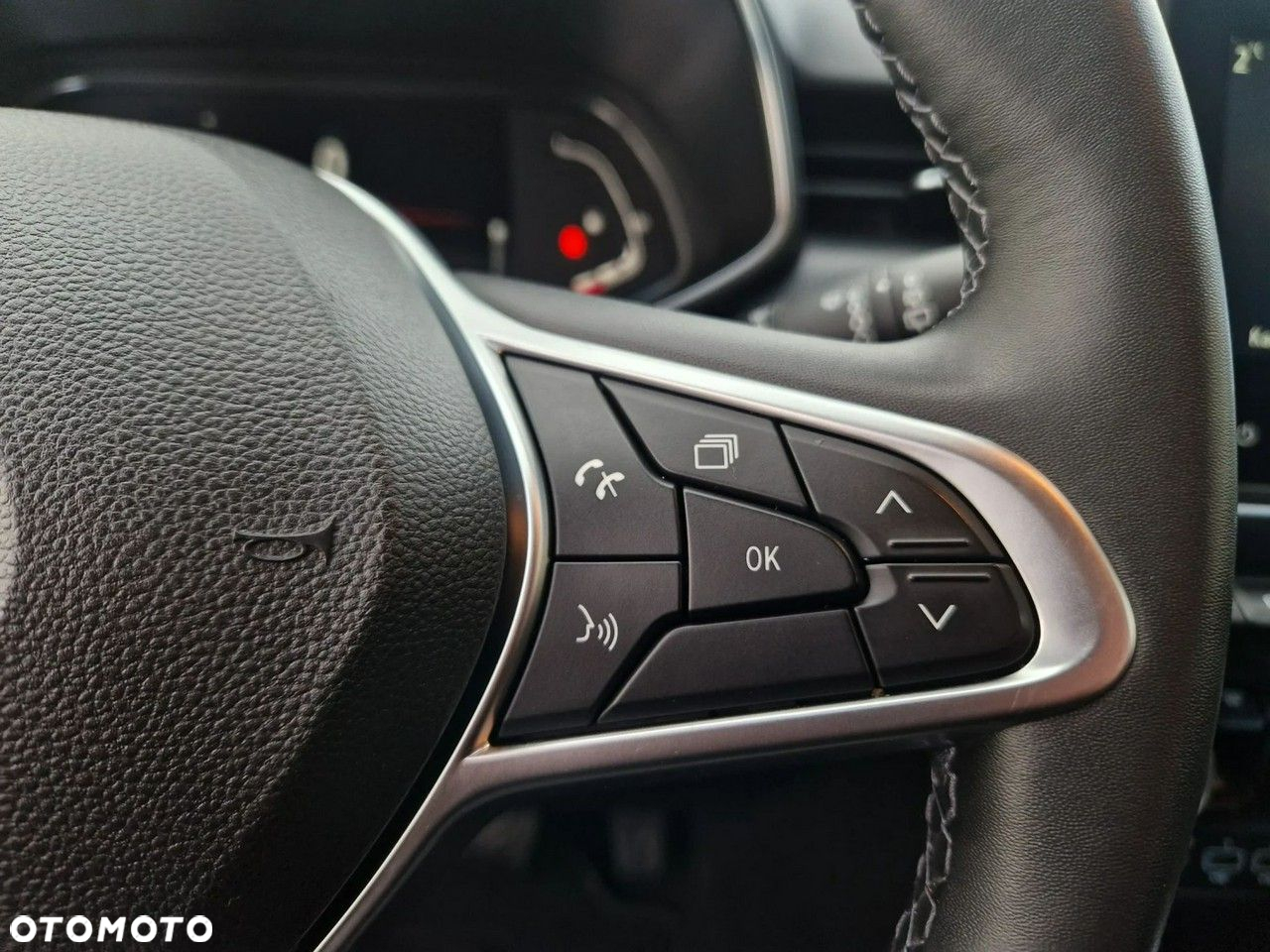 Renault Clio 1.6 E-TECH Intens - 27