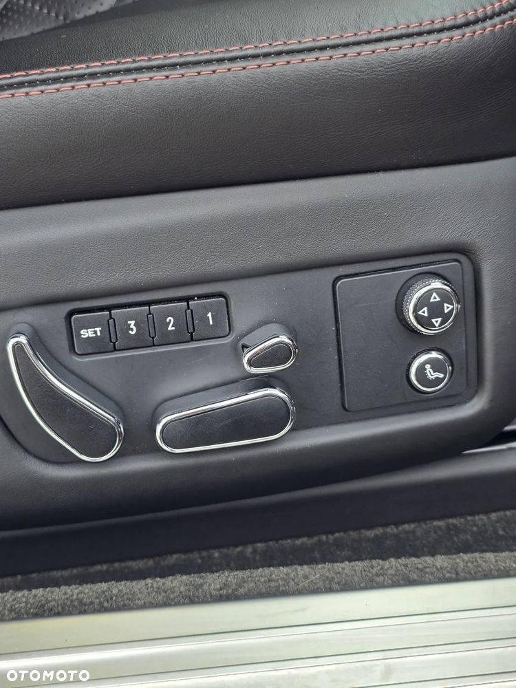 Bentley Continental GT Speed - 38