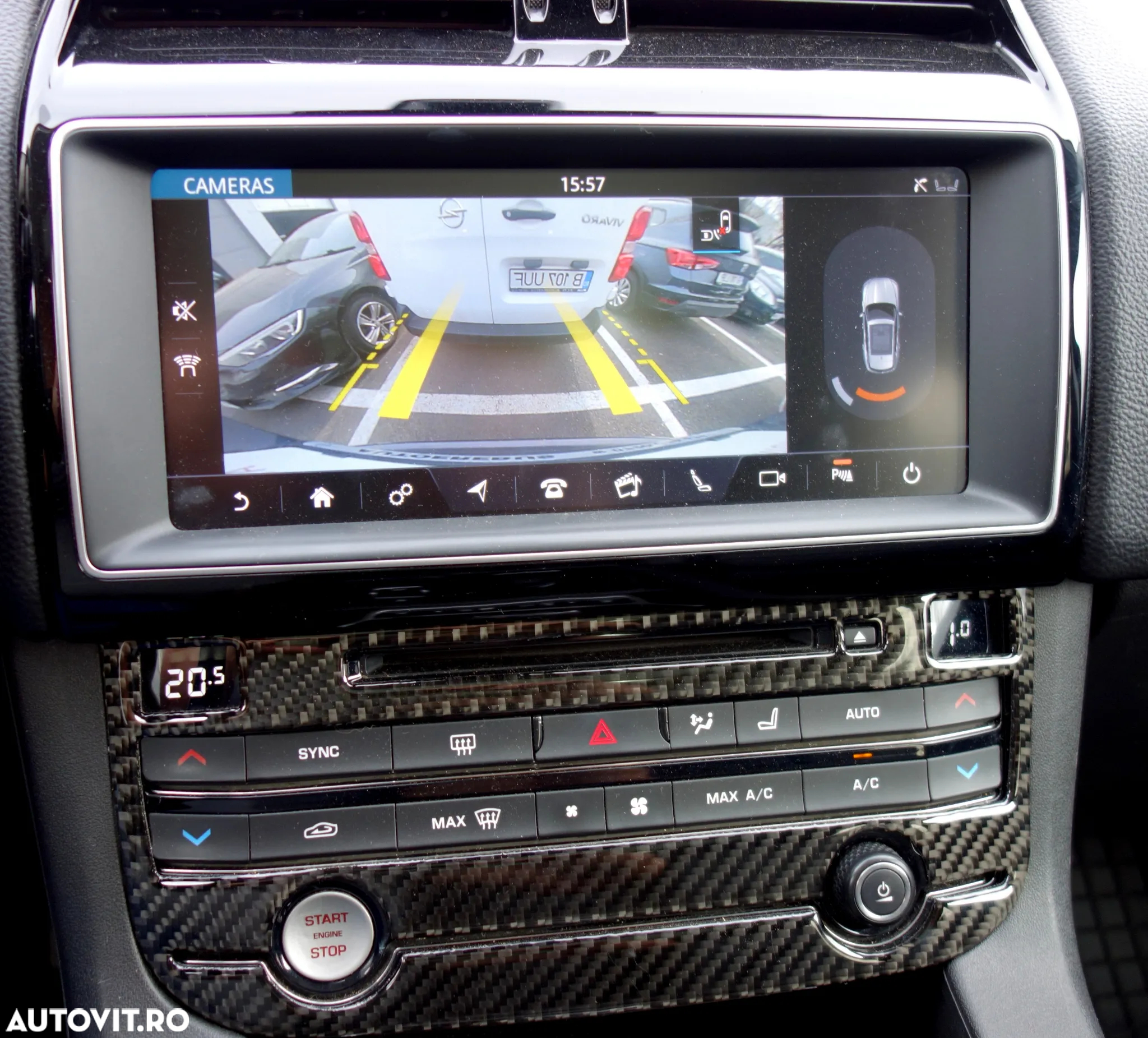 Jaguar F-Pace 20d RWD Pure - 9