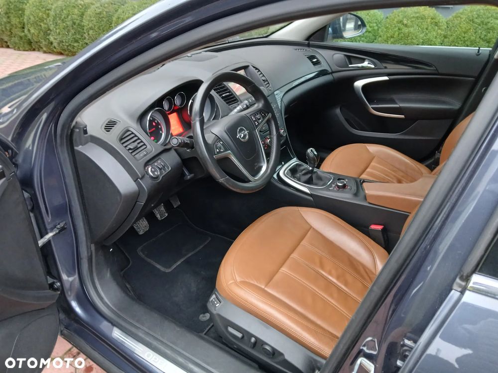 Opel Insignia - 13
