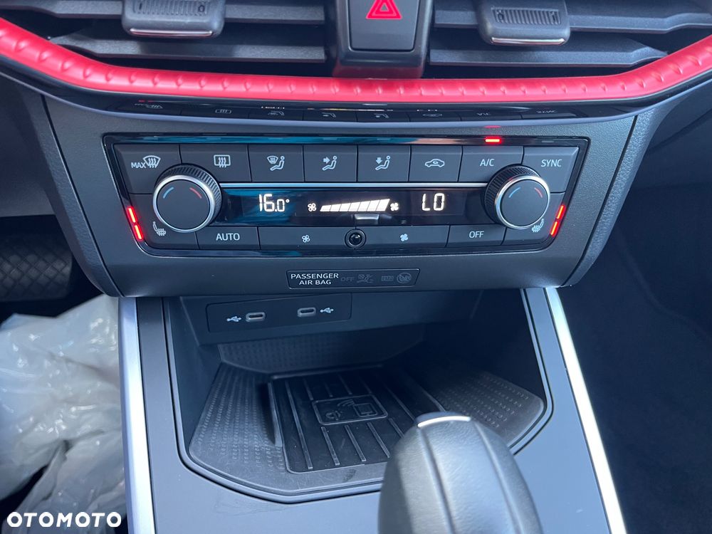 Seat Arona 1.5 TSI OPF DSG Fast Lane FR BEATS - 28