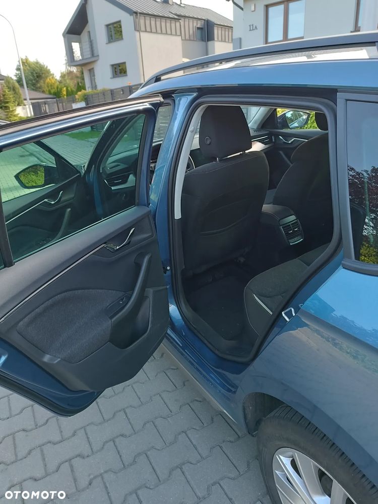 Skoda Kamiq 1.0 TSI Style - 8