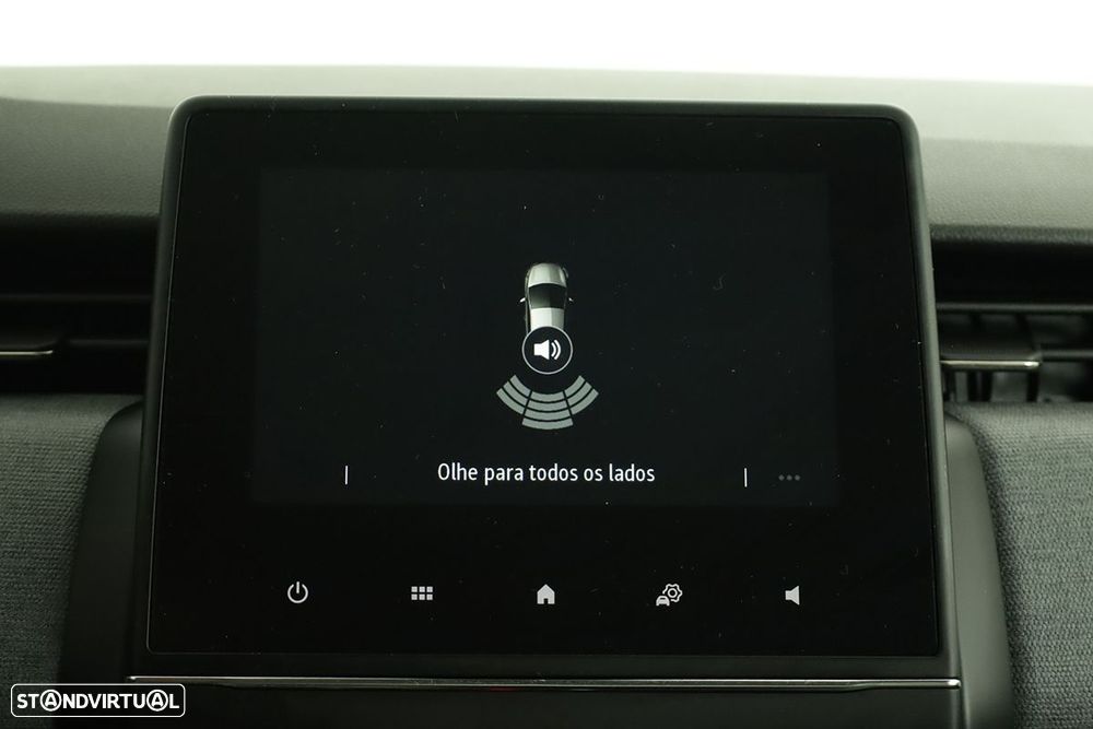 Renault Clio 1.0 TCe Evolution - 11