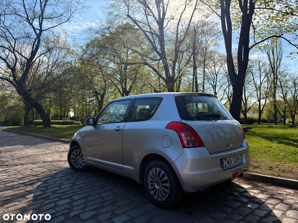 Suzuki Swift 1.3 Classic - 3