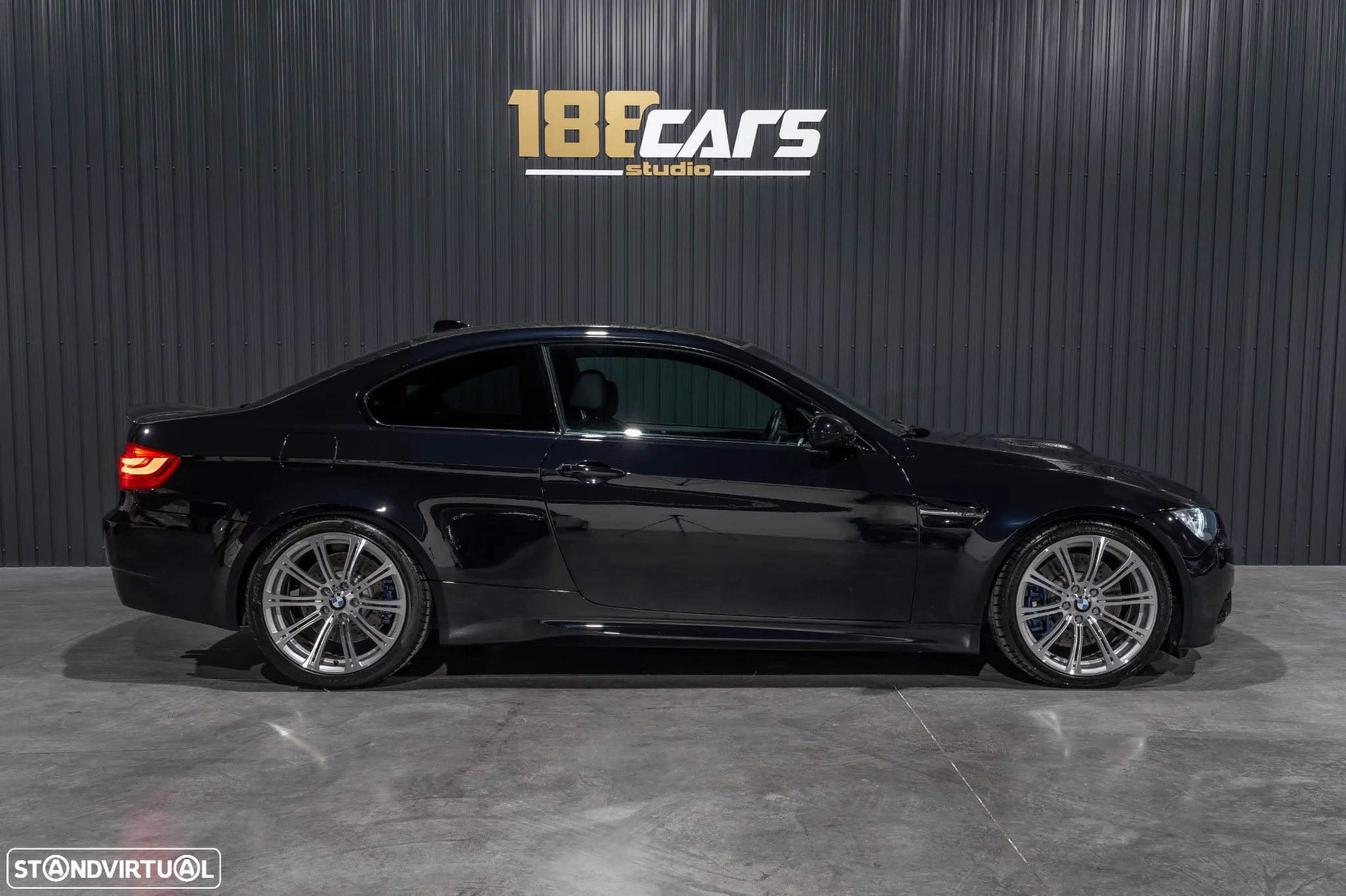 BMW M3 Auto - 4