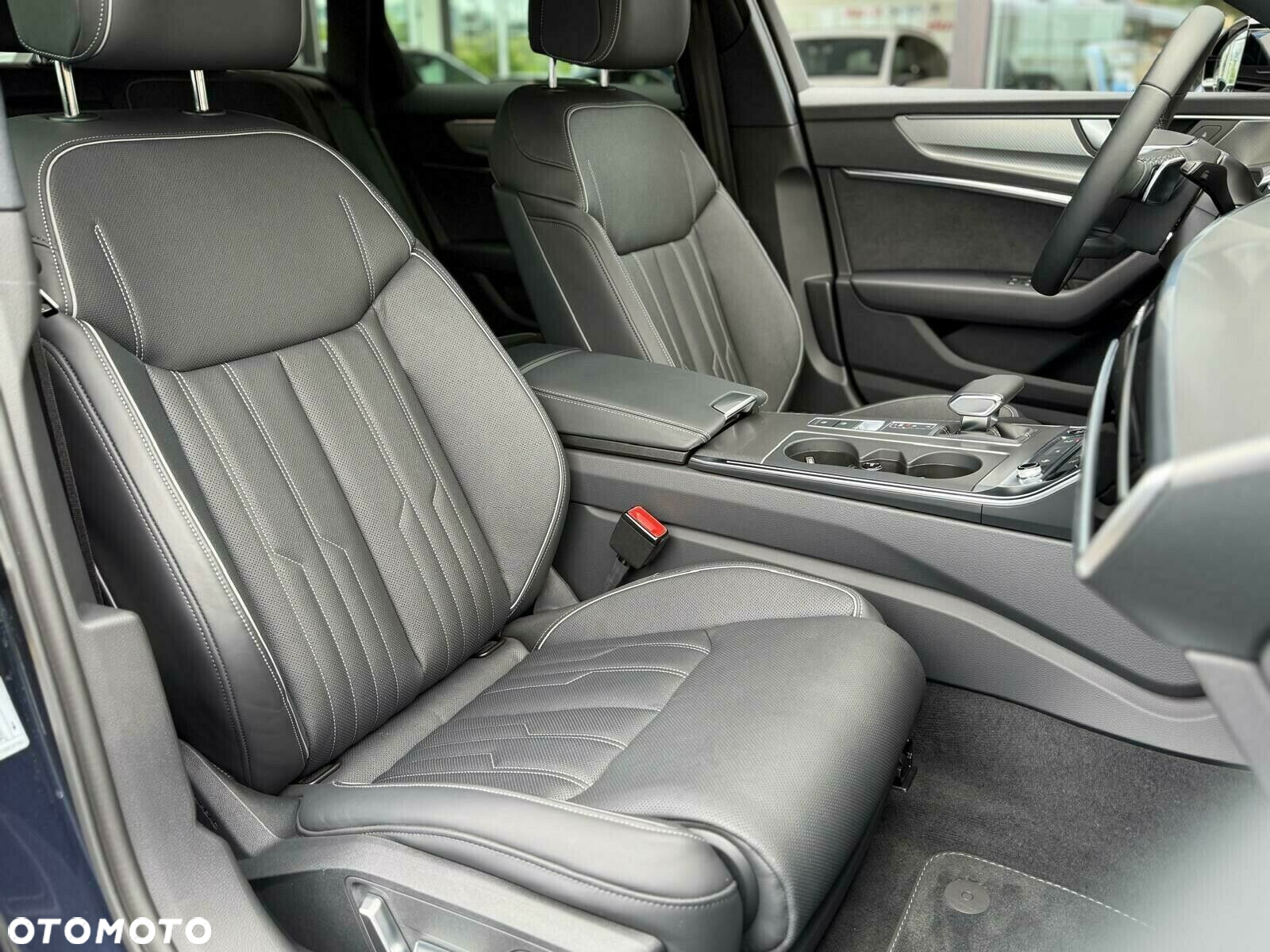 Audi A6 Allroad - 28