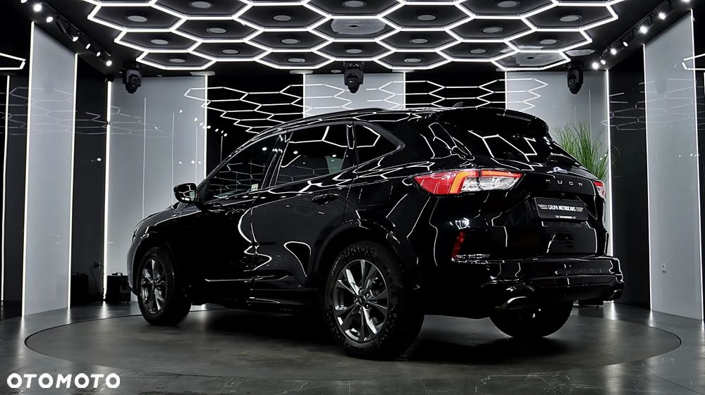 Ford Kuga 1.5 EcoBoost FWD ST-Line - 6