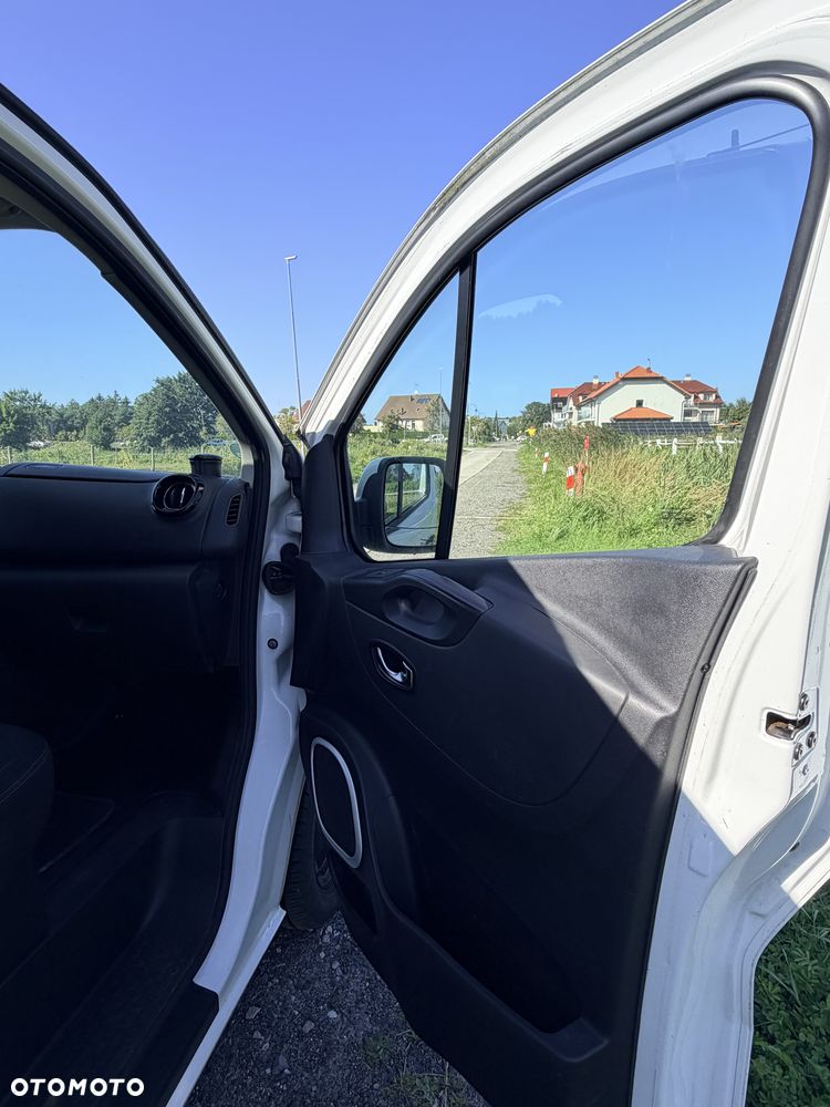 Opel Vivaro - 15