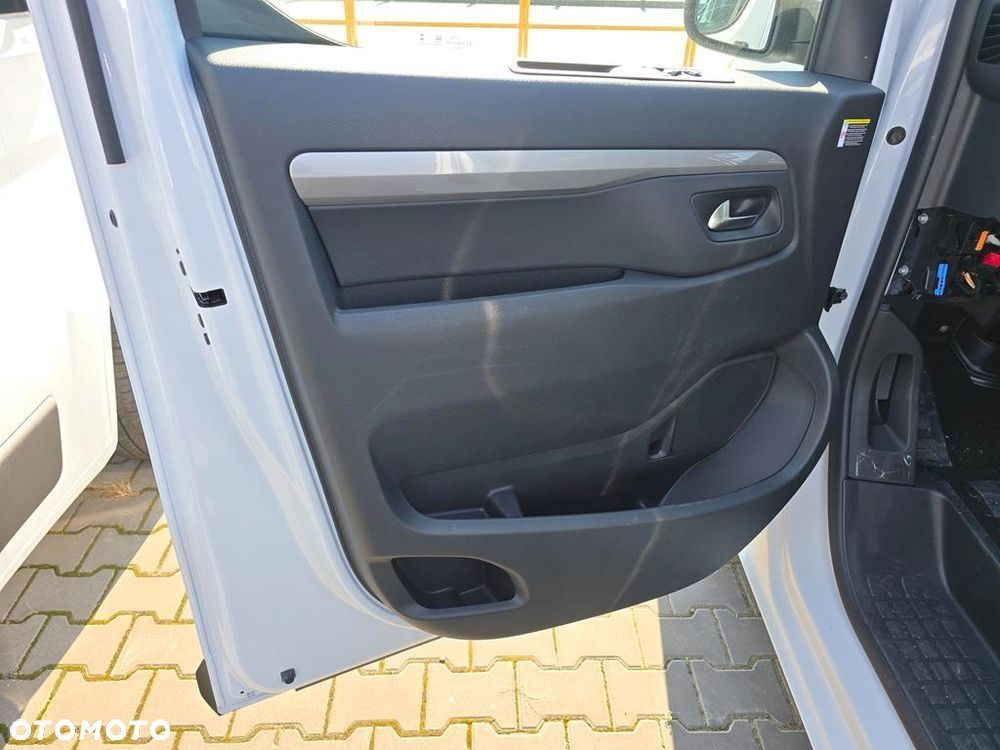 Peugeot Expert 2.2 BlueHDi XL 3,1t EAT8 - 13