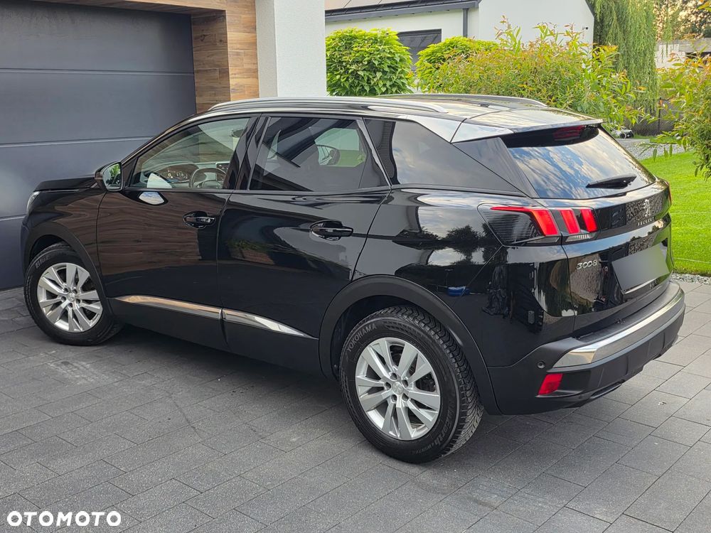 Peugeot 3008 1.5 BlueHDi Allure Pack S&S EAT8 - 23