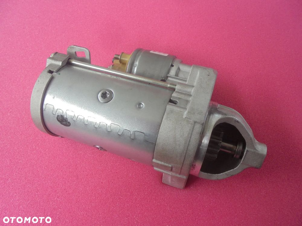 VOLVO XC60 II MILD HYBRID ROZRUSZNIK 2,0 DIESEL - 2