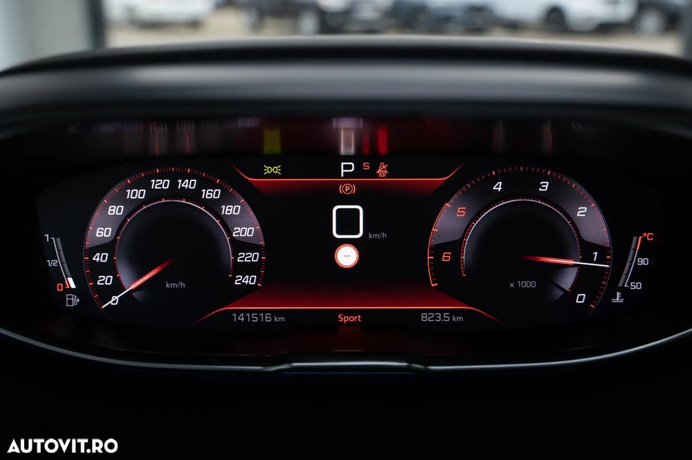 Peugeot 3008 BlueHDi 130 Stop & Start EAT8 Active - 24