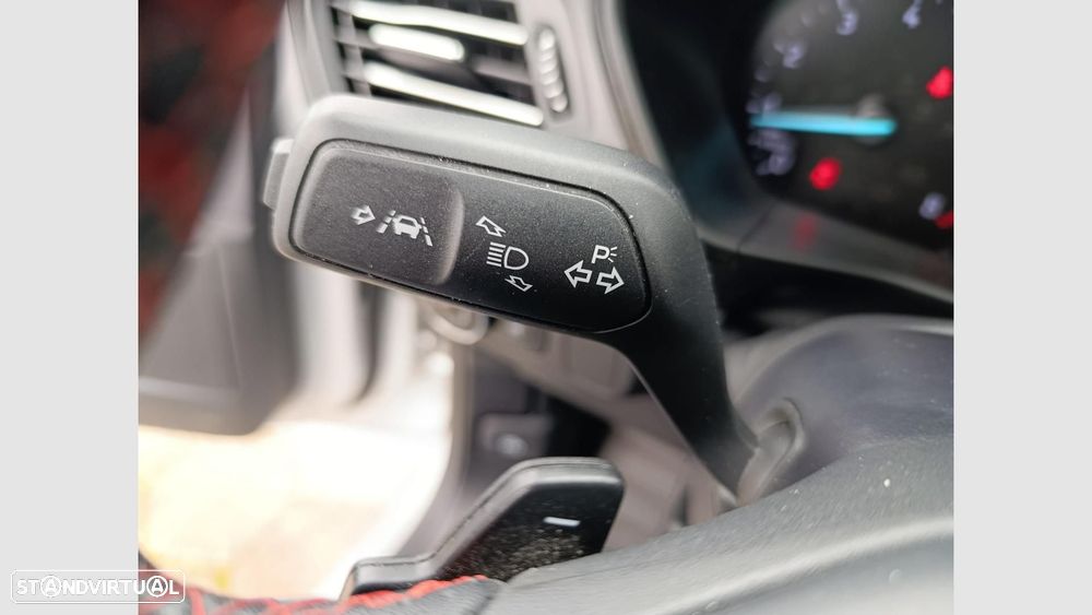 Ford Focus 1.0 EcoBoost ST-Line Aut. — fotografia 15