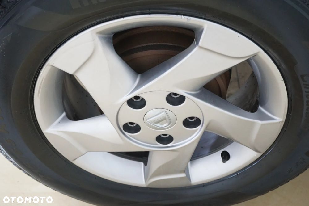 Dacia Duster dCi 110 FAP 4x2 Laureate - 15