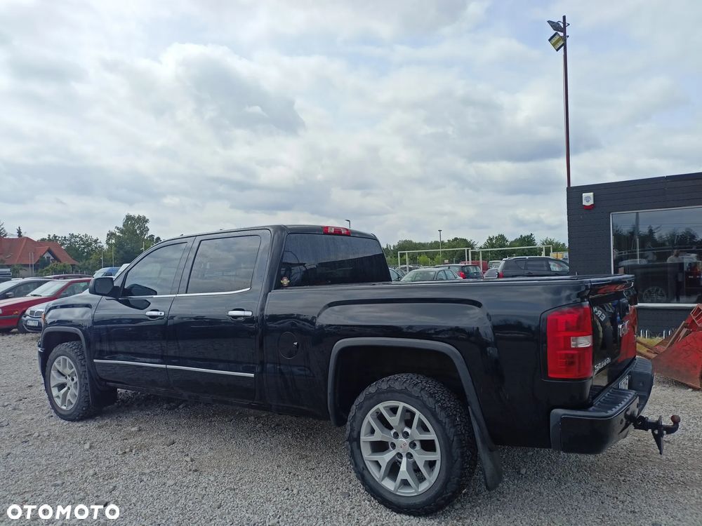 GMC Sierra - 3