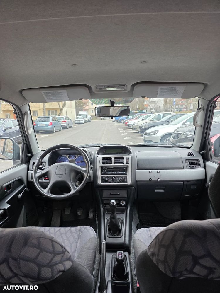 Mitsubishi Pajero Pinin - 5