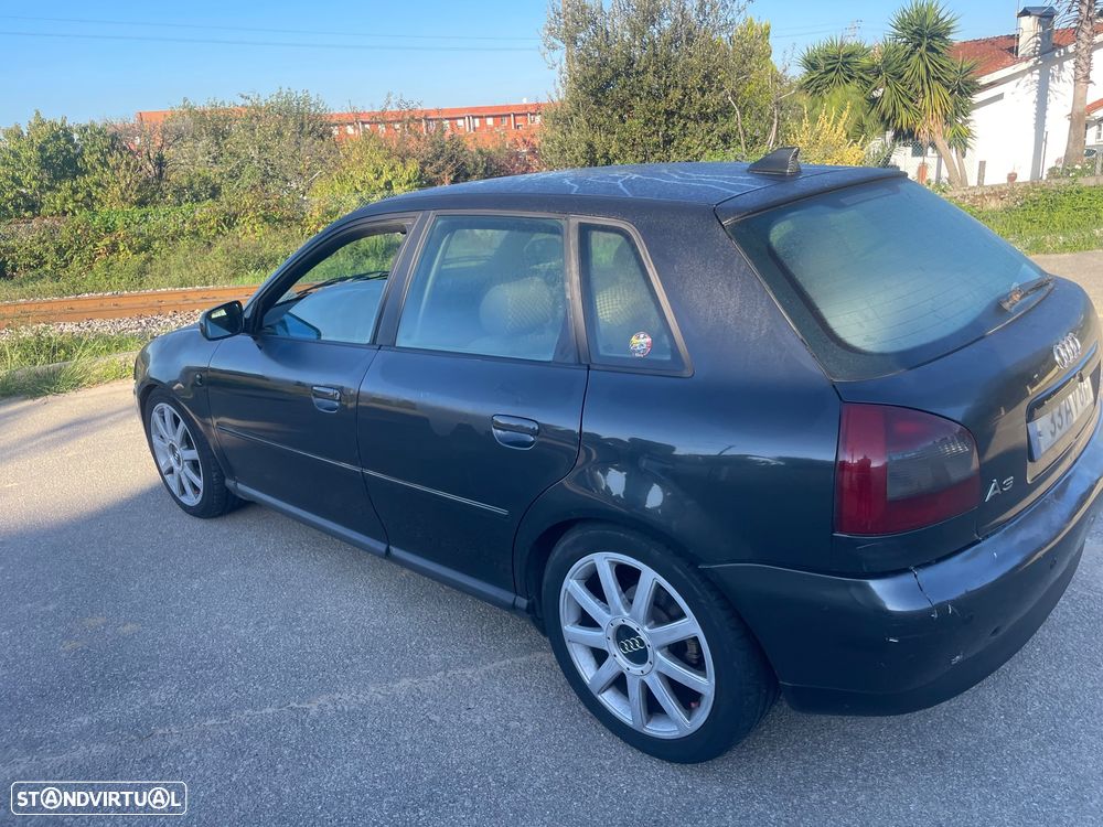Audi A3 1.9 TDI Attraction - 4