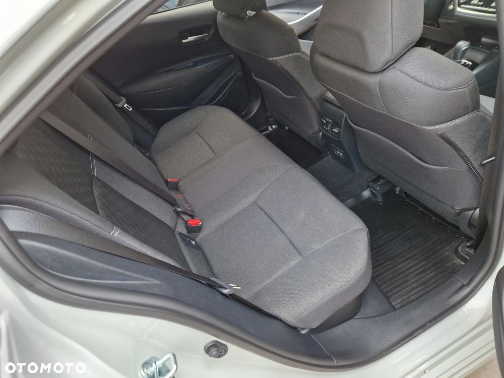 Toyota Corolla 1.8 Hybrid Style - 30