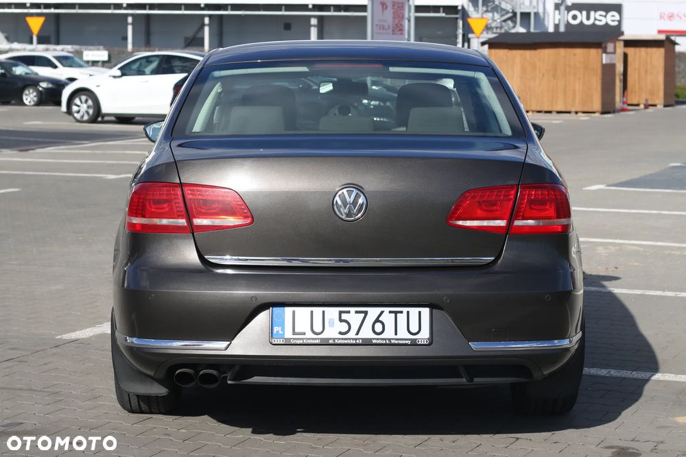 Volkswagen Passat 2.0 TDI Comfortline - 6
