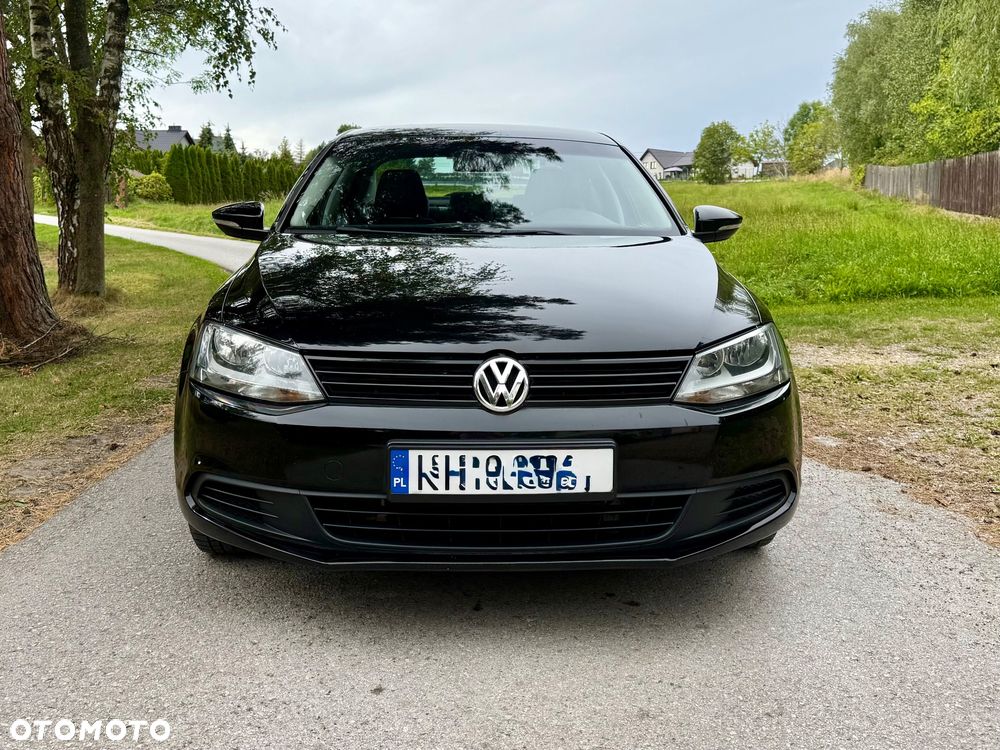 Volkswagen Jetta 1.6 TDI Comfortline - 3