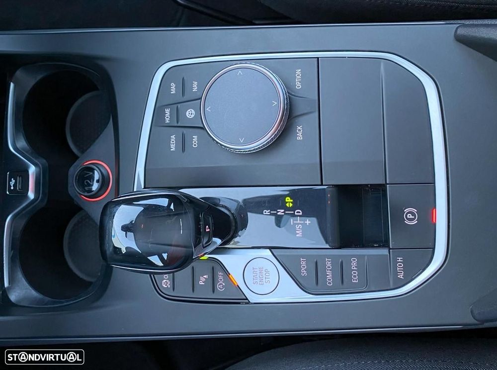 BMW 116 d Corporate Edition Auto - 29