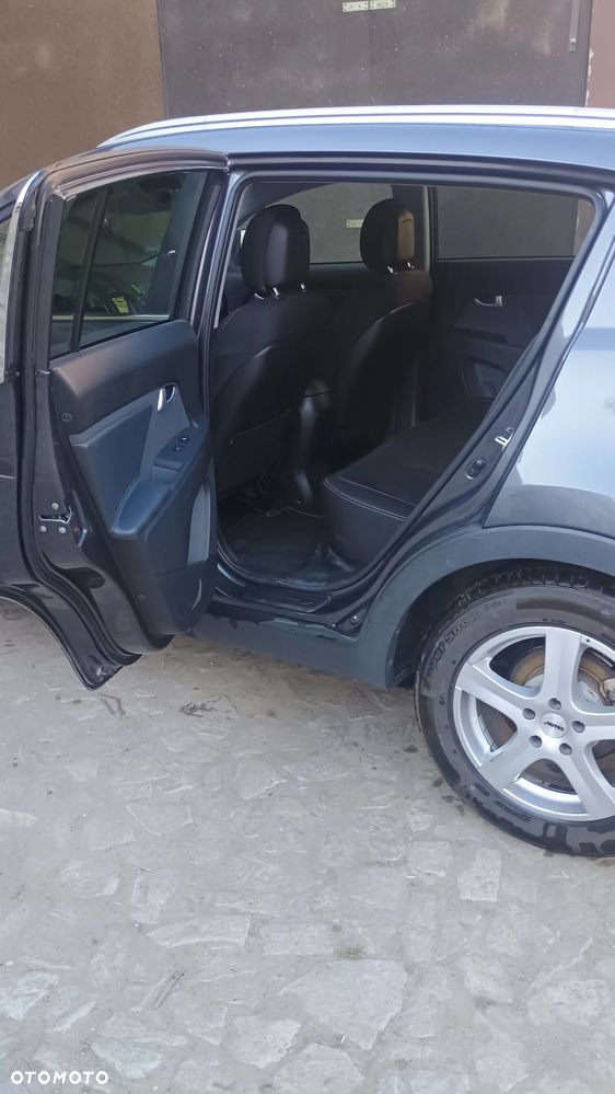 Kia Sportage 2.0 CRDI Business Line 4WD - 9