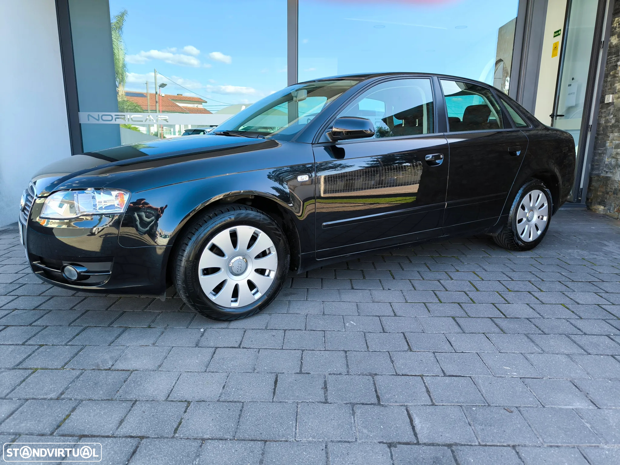 Audi A4 2.0 TDI Advance - 10
