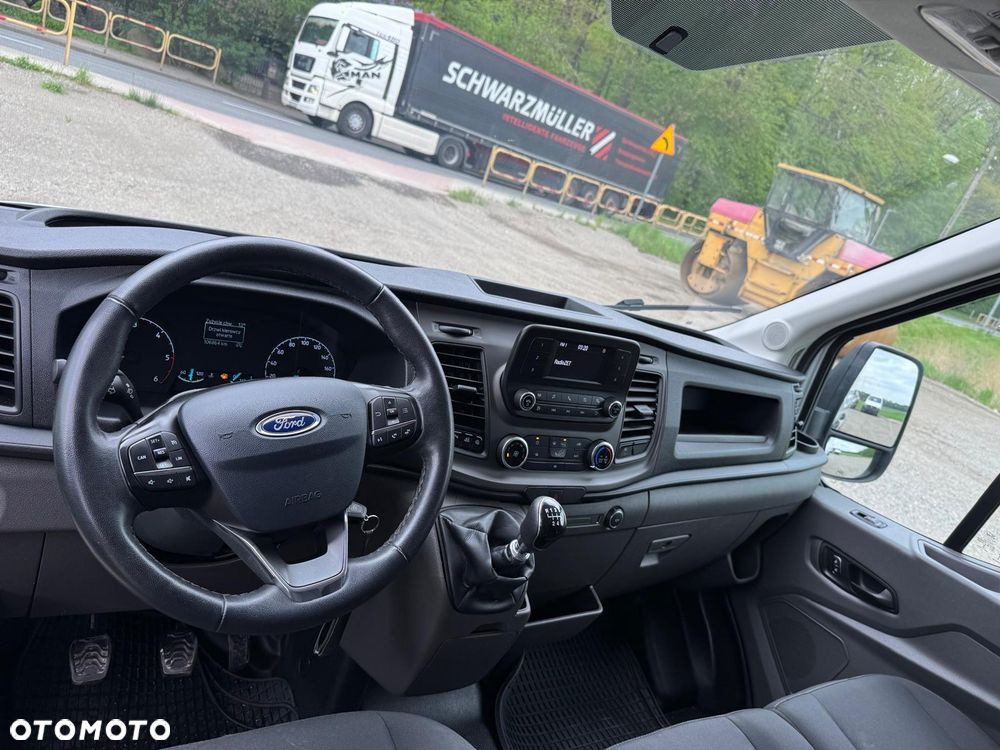 Ford Transit - 12
