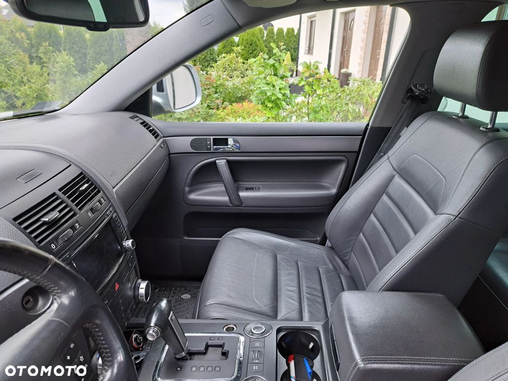 Volkswagen Touareg - 8