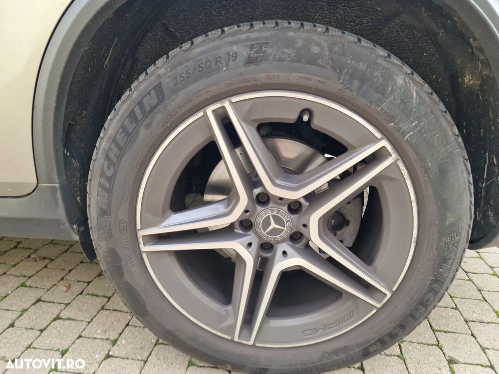 Mercedes-Benz GLC 220 d 4MATIC - 6