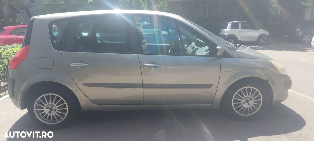 Renault Scenic II 1.6 Dynamique - 6