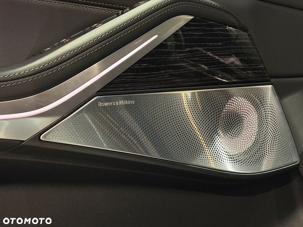 BMW X7 - 11