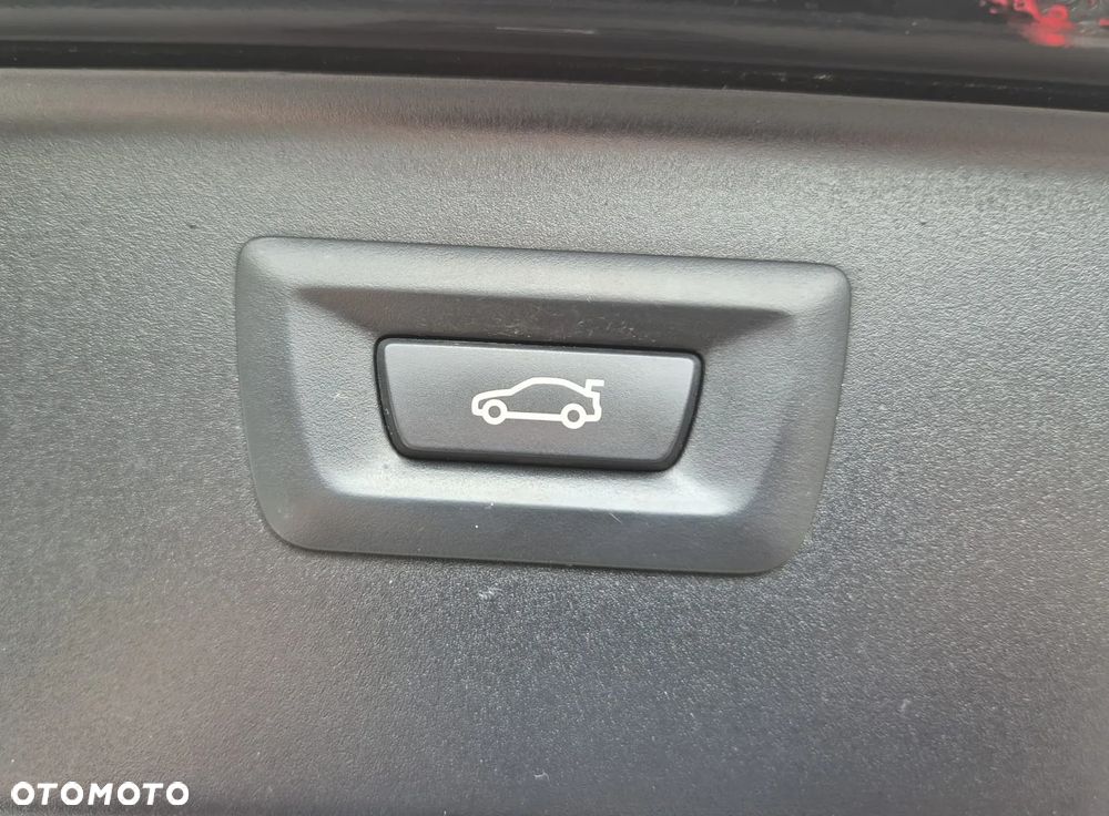 BMW Seria 5 525d - 21